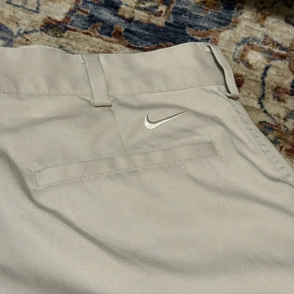 💥Nike Men’s Khaki Dri-Fit Golf Shorts Size 30 Medium FINAL PRICE DROP!!